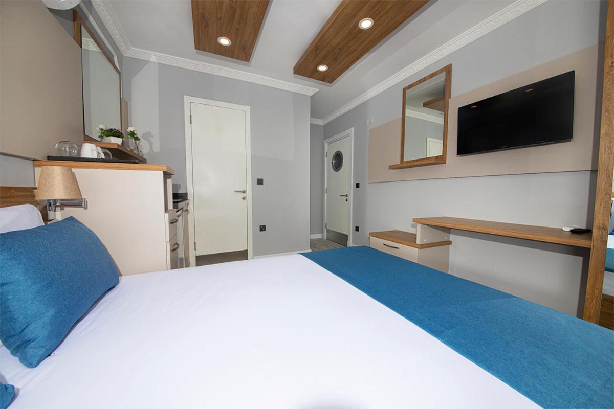 Marina Hotel Bodrum Bagian luar foto