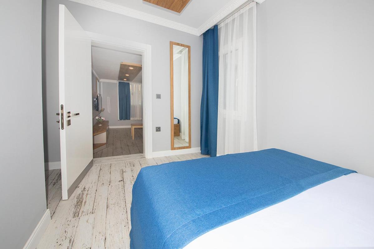 Marina Hotel Bodrum Bagian luar foto