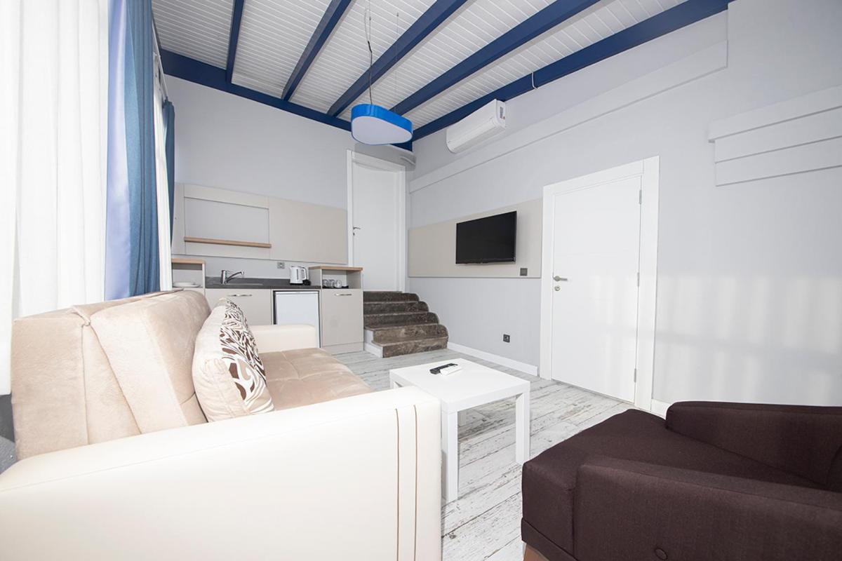 Marina Hotel Bodrum Bagian luar foto